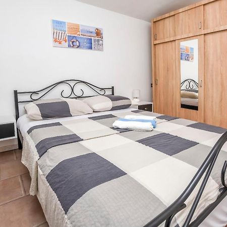 House Lucija Villa Rogoznica  Ngoại thất bức ảnh